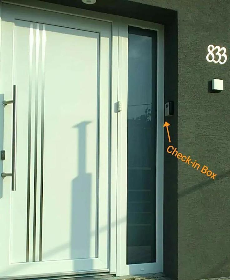 Slnecny Apartmanovy Dom Oslany Экстерьер фото