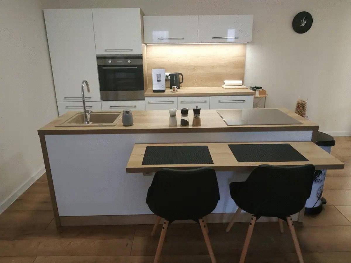 Slnecny Apartmanovy Dom Oslany Экстерьер фото
